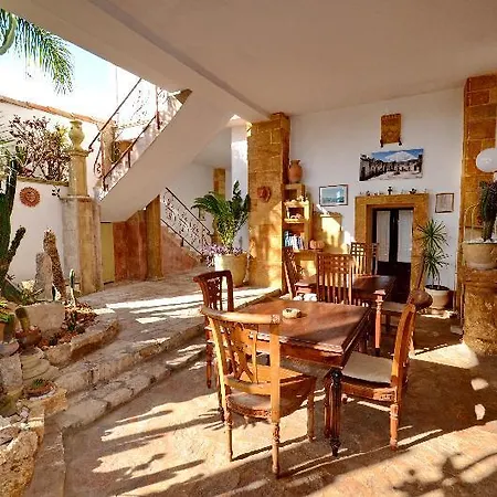 Dimora Di Charme Inn